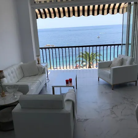 Apartamento Primera Linea Playa *